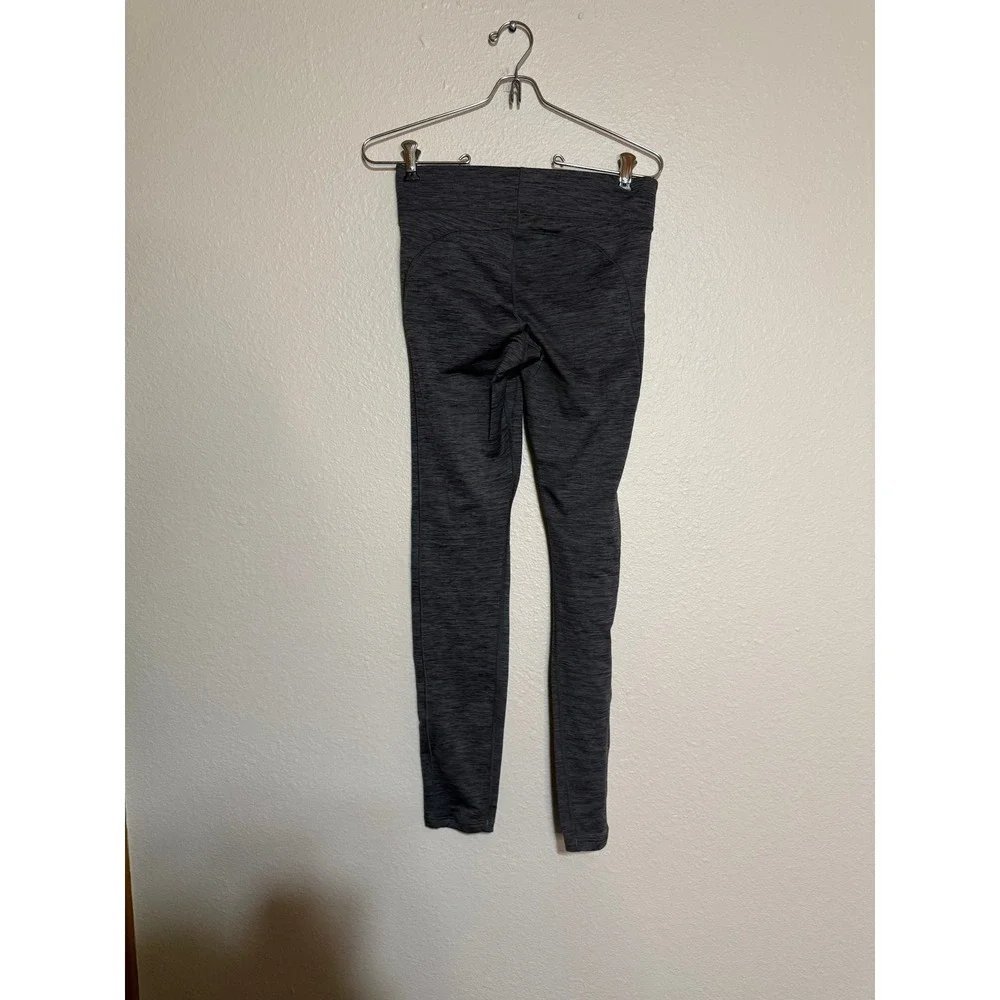 Lot‎ of 2 Womens Leggings PINK Victoria's Secret Burgundy & Under Armour Grey S